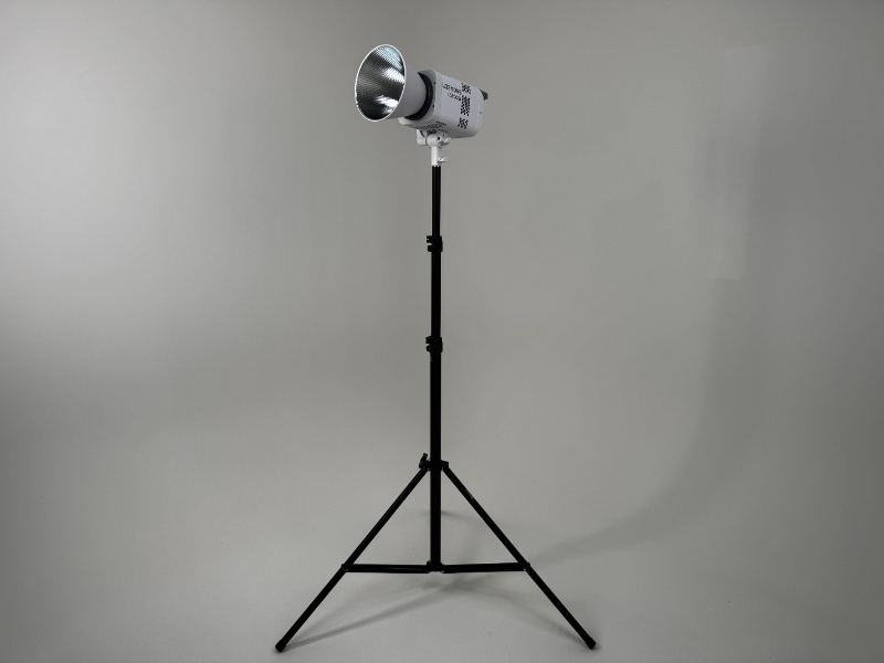 Godox Litemons LE200Bi LED svetlo na stalku